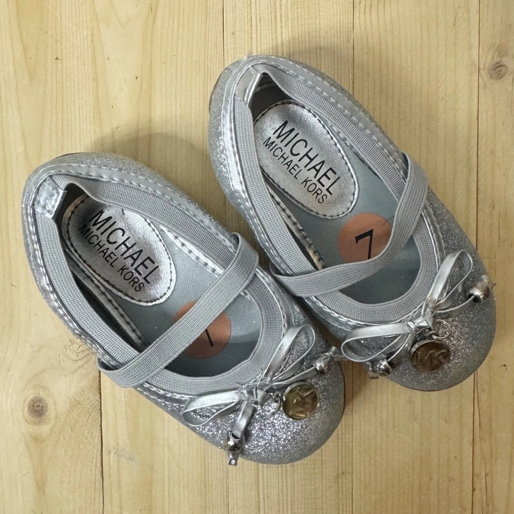 Michael Kors Kids Silver Ballet Flats. Great Condition. Infant Size 7.